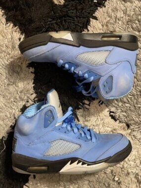 Air Jordan 5 Retro SE UNC DV1310-401 Size 8